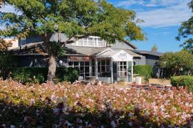 Fasthotel Narbonne - photo 4